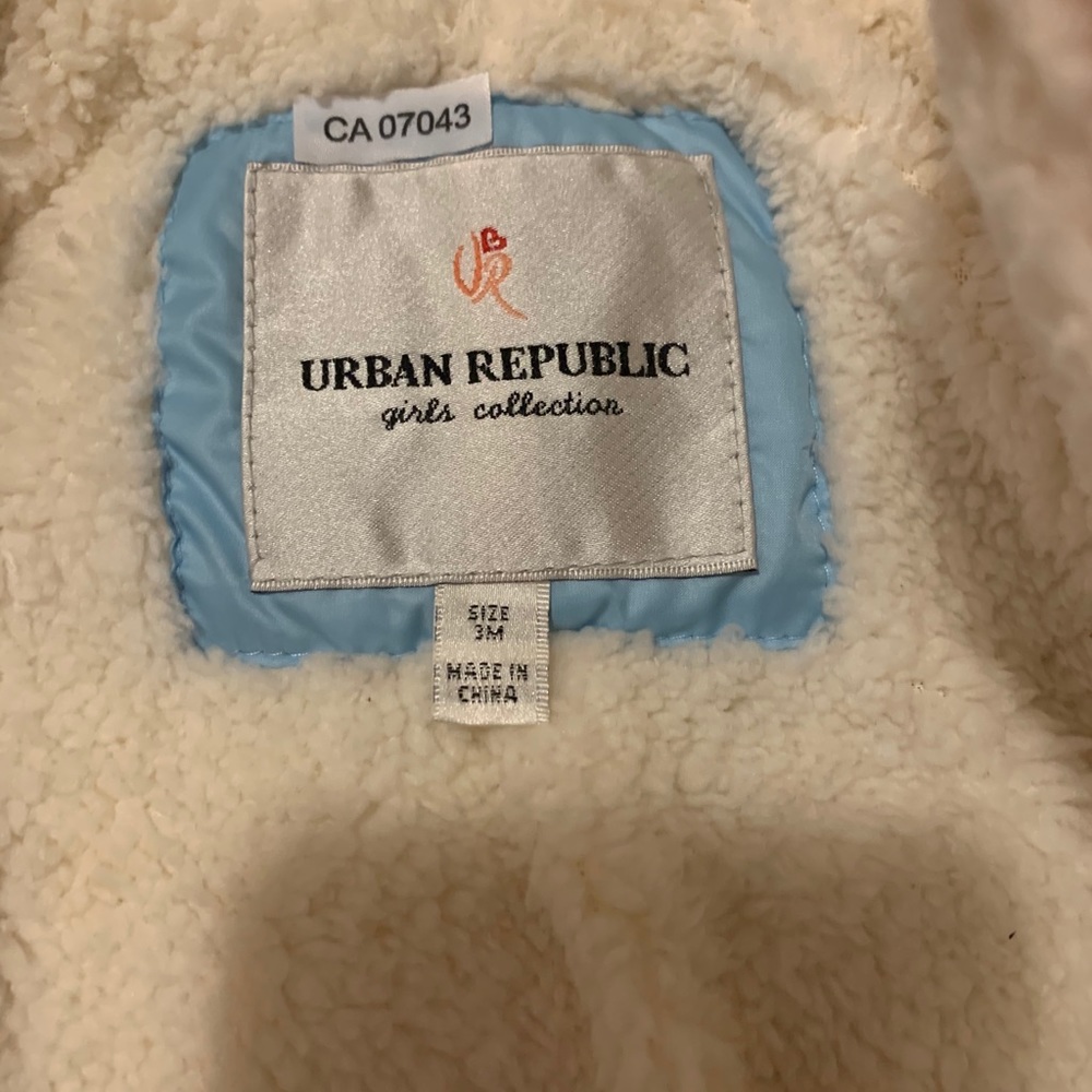 Super cute coat - Picture 7 of 7